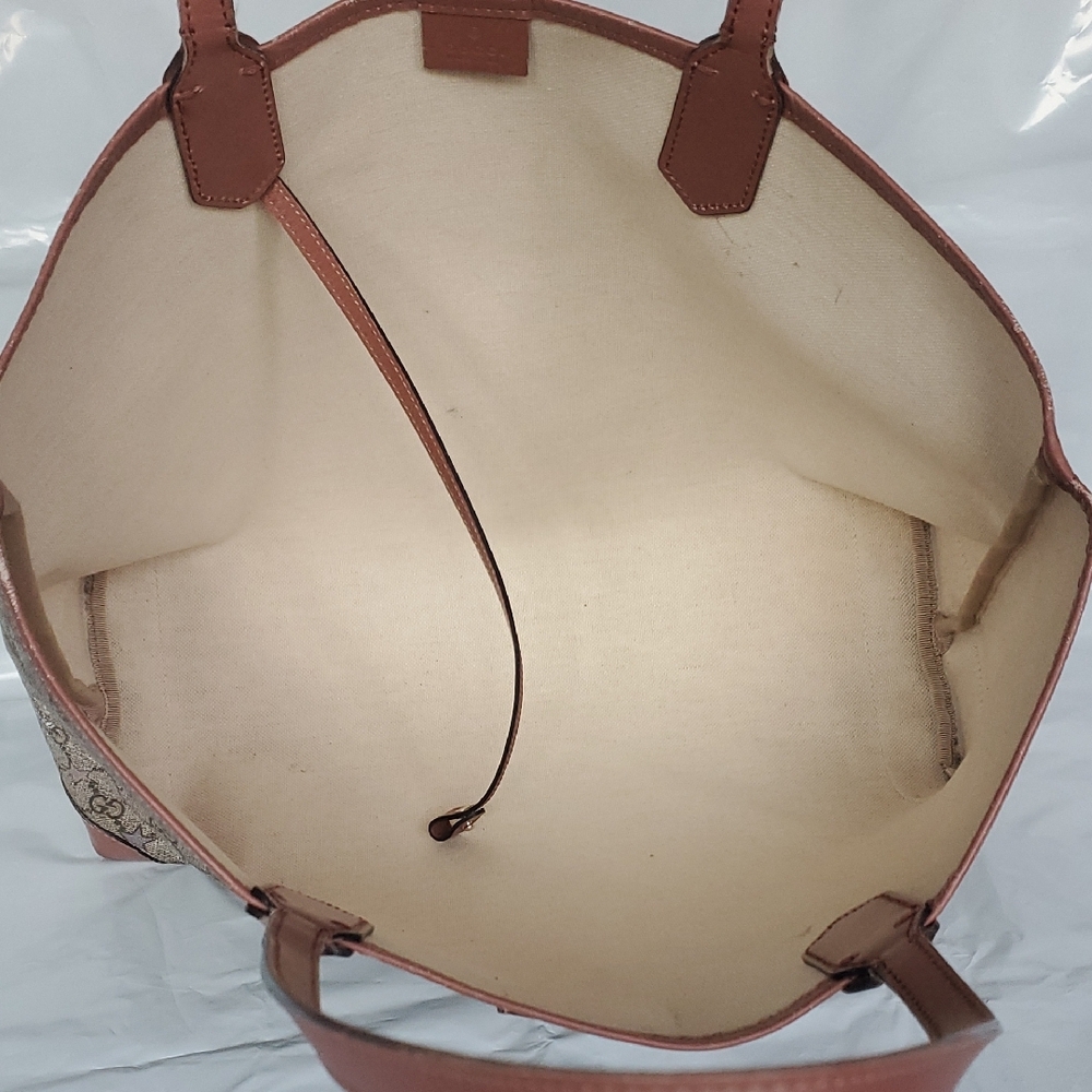 Gucci Beige GG Star Tote - Picture 6 of 17